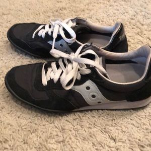Saucony walking shoes